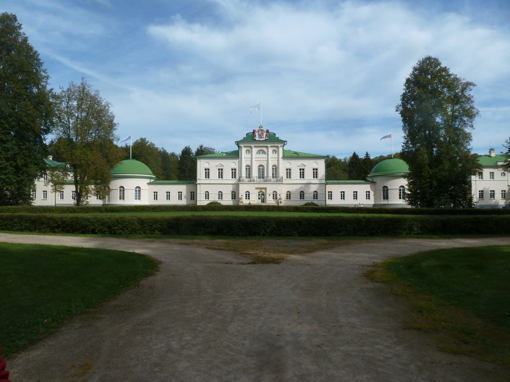 Усадебный дом